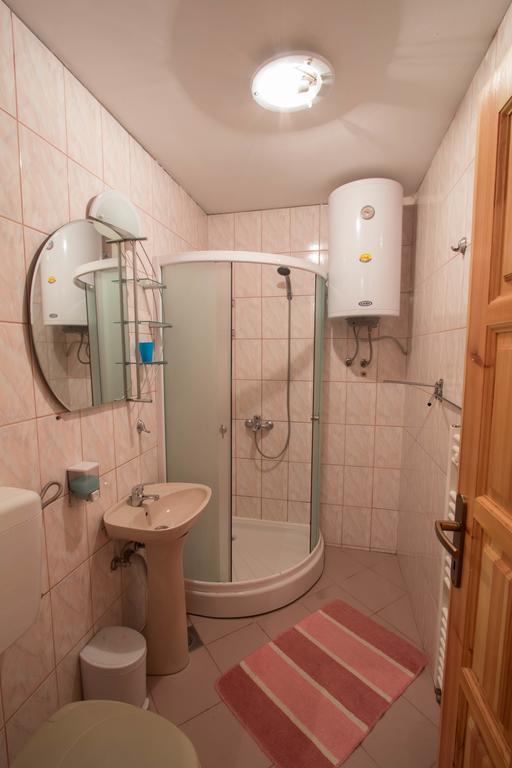 Apartments Ogorjelica ยาโฮรินา ภายนอก รูปภาพ